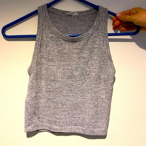 Aritzia snall crop top in grey - Picture 1 of 1